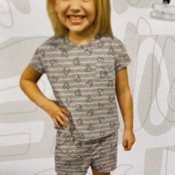 Disney Girl's Pajamas Sleepwear Top Shorts Set Gray Size 6 NWT - Picture 5 of 5